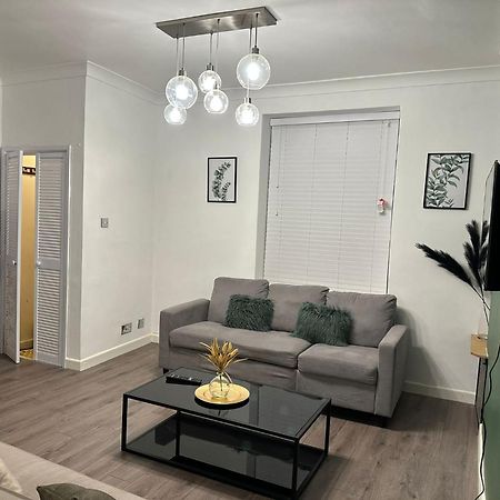 Amazing 2 Bedrooms House Bridgend  Εξωτερικό φωτογραφία