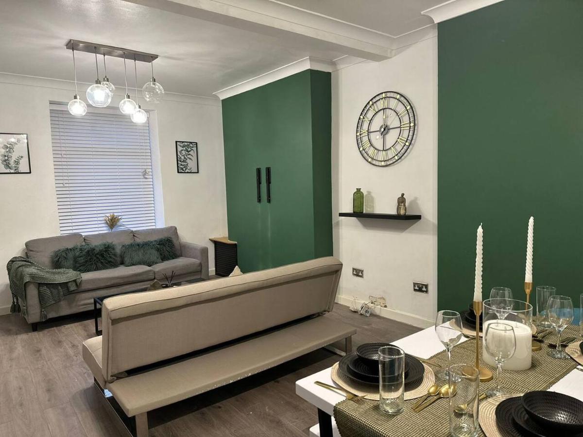 Amazing 2 Bedrooms House Bridgend  Εξωτερικό φωτογραφία